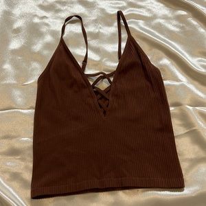Ribbed brown tank